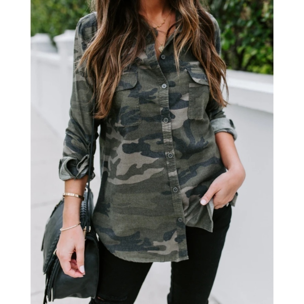 💕SANCTUARY💕 Camo Button Down Boyfriend Shirt